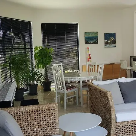 Chez Lily * Velizy-Villacoublay